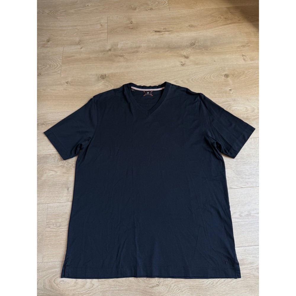 EUC Mens Left Coast Tee v-neck short sleeve black 100% pima cotton t-shirt sz L